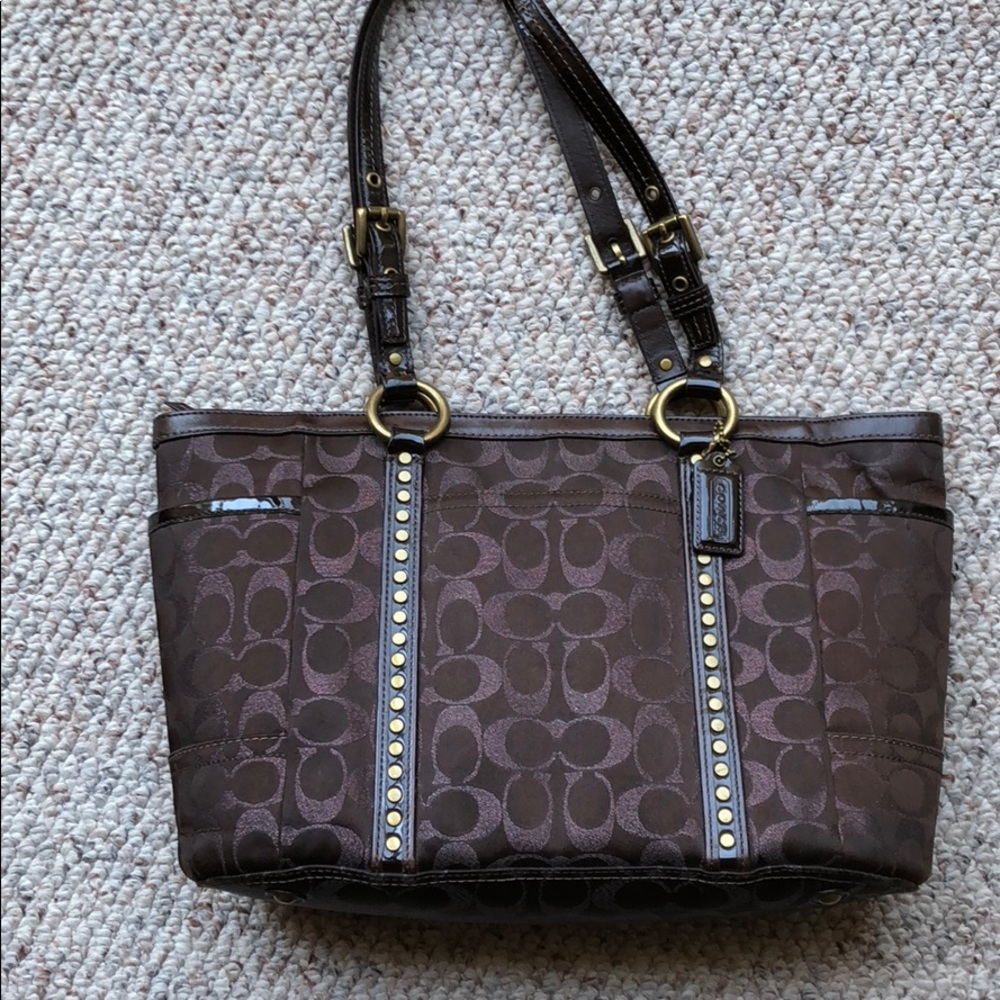Coach logo tote *final price drop*